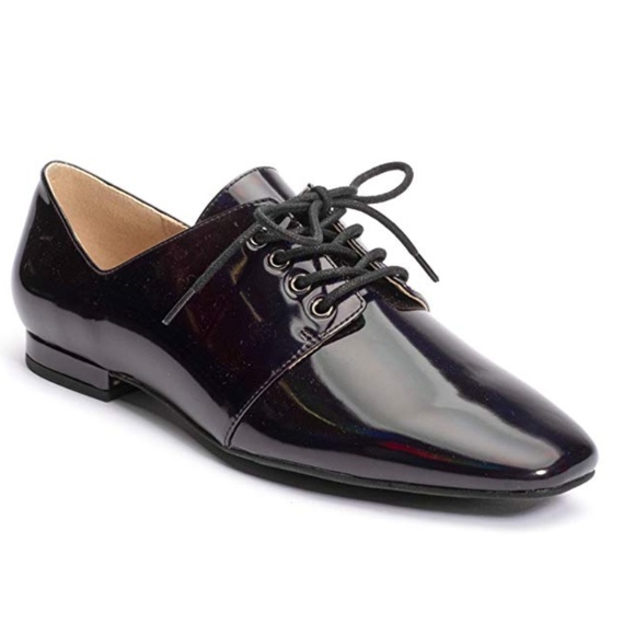 women's patent leather lace up shoes